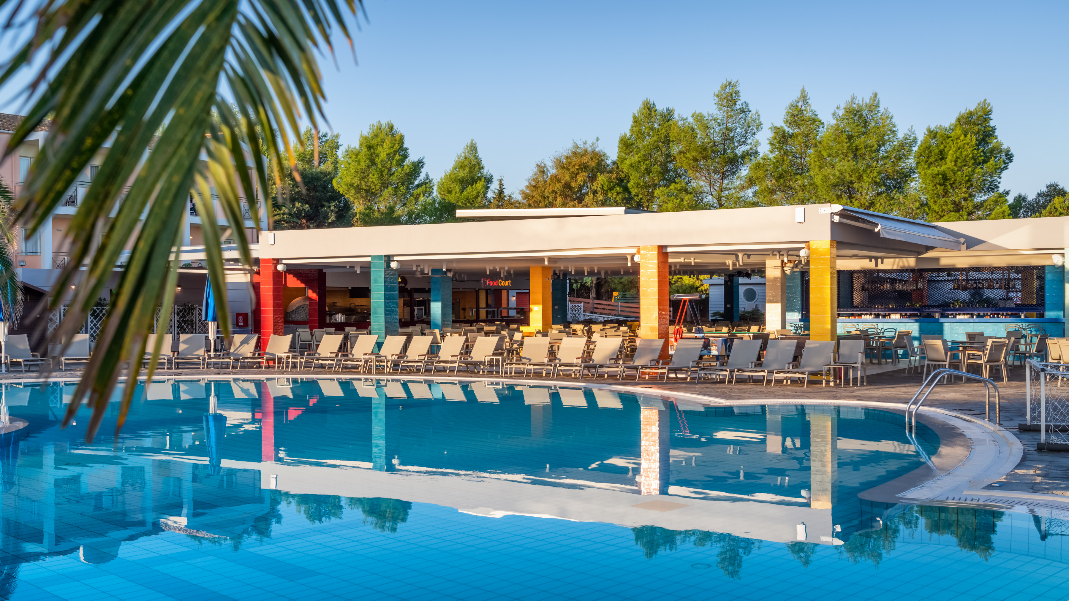 Mareblue Beach Hotel in St Spyridon, Corfu | Olympic Holidays